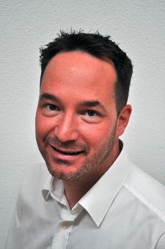 Daniel Hüser Daniel Hüser