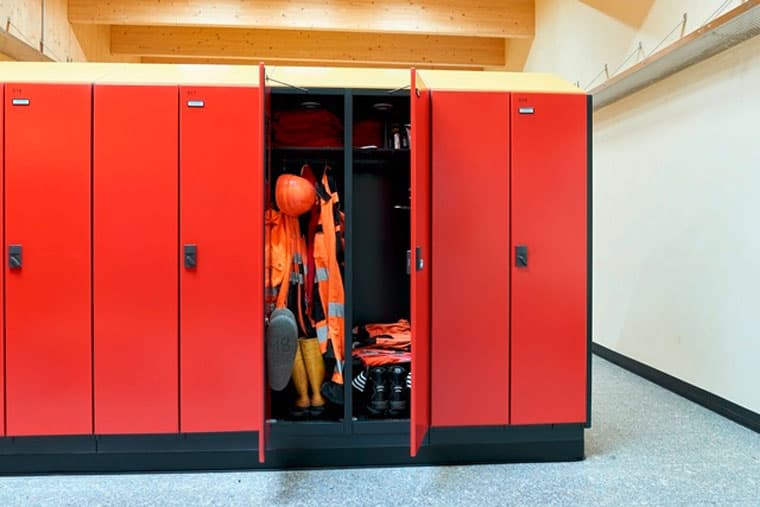 Wenn schon Drecksarbeit, dann mindestens eine schöne Garderobe